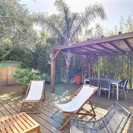 Tres Bel 4 Pieces Avec Piscine אז'אקסיו